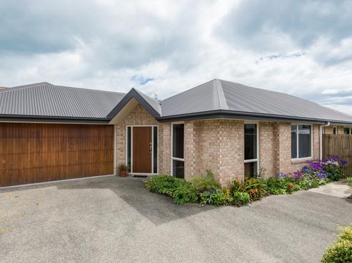 7 Napoli Way, The Wood