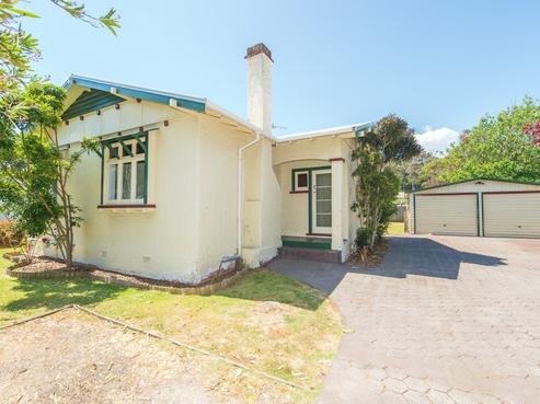 140 Grey Street, Springvale
