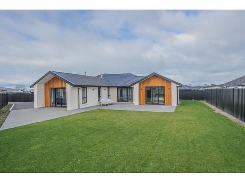 25 Lazarette Loop, Gleniti