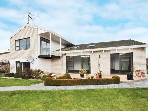 9 Applewood Place, Casebrook