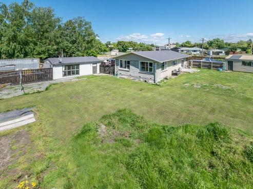 124 Main North Road, Woodend