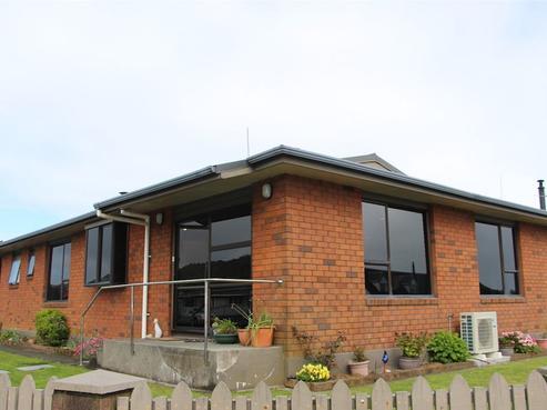 8 Felix Campbell Street, Greymouth