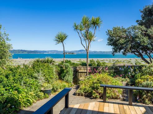 5 Nikau Street, Eastbourne
