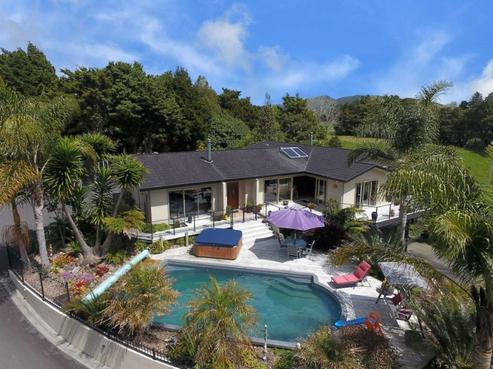 120 Main Road, Kauri