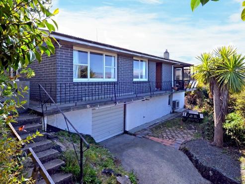 11 Cross Street, Mornington