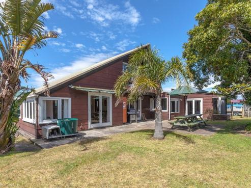 104 Chartwell Avenue, Whangamata
