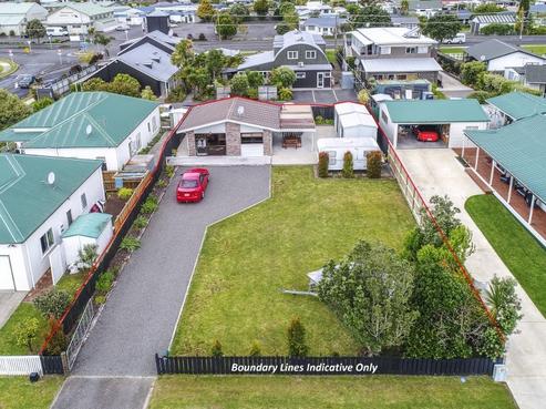 100 Hampton Road, Whangamata