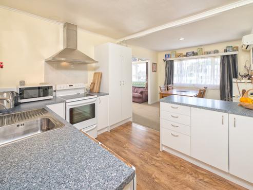 18 Booth Crescent, Tuakau