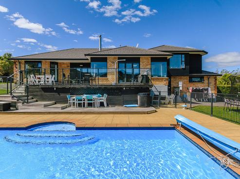 67 Kirton Drive, Riverstone Terraces