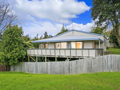 27A Ayton Drive, Totara Vale