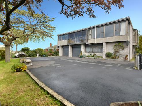 62 Mailer Street, Mornington