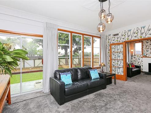 806 Saint Aubyn Street West, Saint Leonards