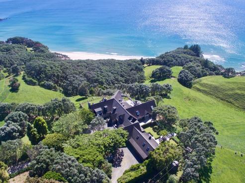 162F Whitipirorua Road, Onemana