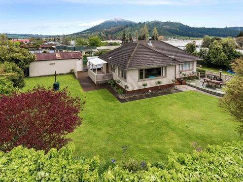12 Salisbury Road, Fairy Springs