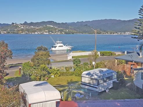 8 The Esplanade, Tairua