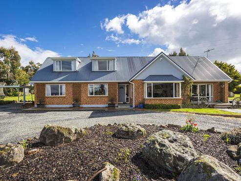 146 Halfway Bush Road, North Taieri