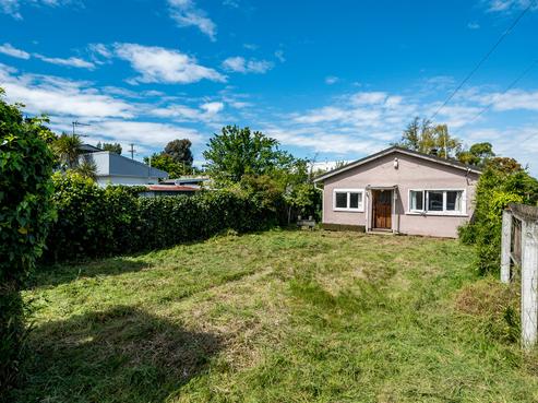 12 Rinaldi Avenue, The Pines Beach