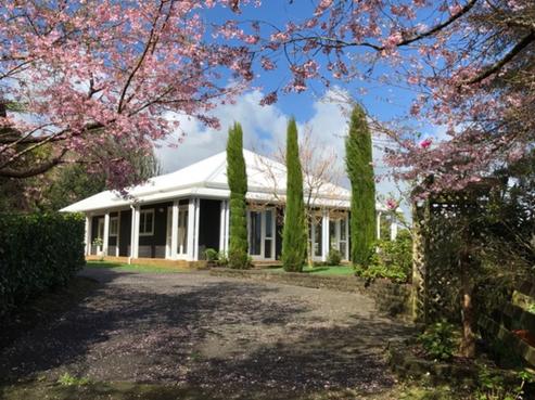11 Pike Place, Ferndale