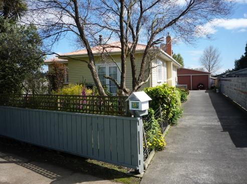12 Hendersons Line, Marton