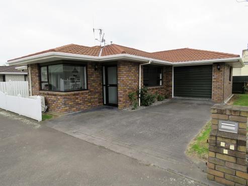 17B Cook Street, Foxton