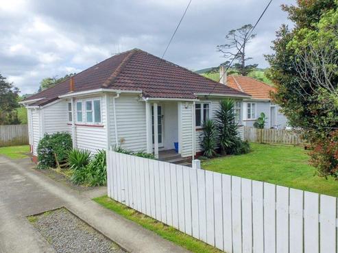 32 Porritt Street, Paeroa