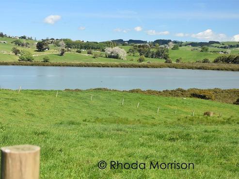 216 Petley Road, Paparoa