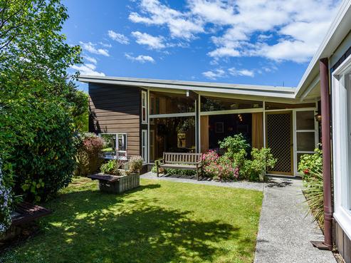 67 Winston Street, Crofton Downs