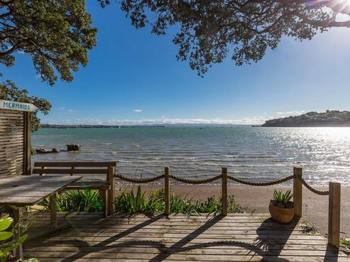 86 Queen Street, Northcote Point