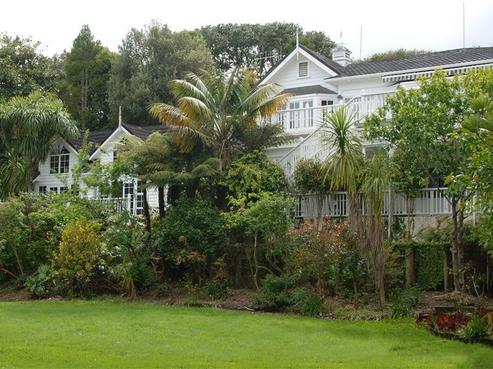 30 Hope Avenue, Russell