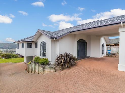 96 Redvers Drive, Belmont