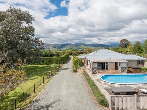 208 Pugh Road, Hope