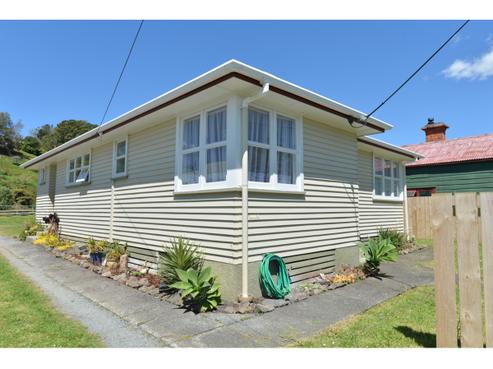 19 George Street, Hikurangi