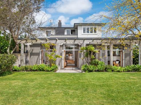 36 Williamson Avenue, Belmont