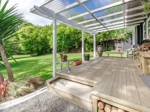 132 Main Road South, Raumati Beach