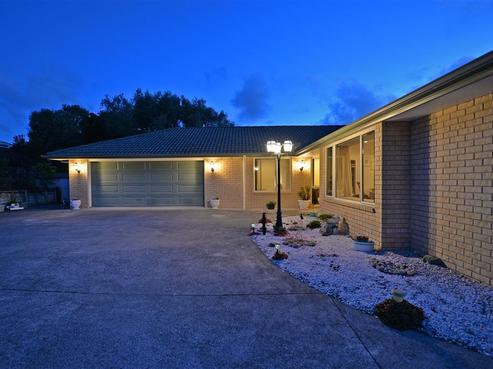 27A Rosella Grove, Waimauku