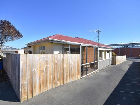 39 Rona Street, Saint Kilda