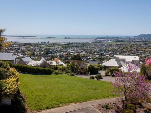 22 Valhalla Drive, Richmond