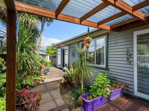 12 Maire Street, Otaki