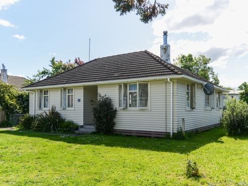 1010 Kauri Street, Mahora
