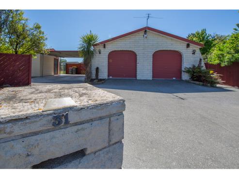 31 Royleen Street, Casebrook