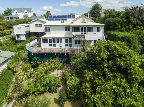 19 Lighthouse Road, Napier Hill