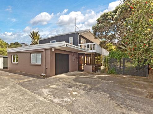 33B Glenvar Road, Torbay