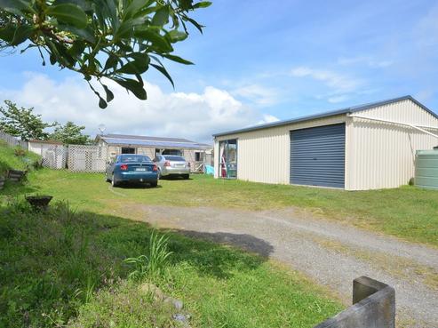33 Hicks Crescent, Waikanae Beach