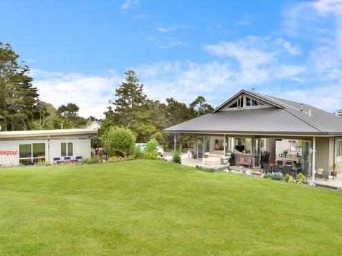 73A Oraha Road, Kumeu