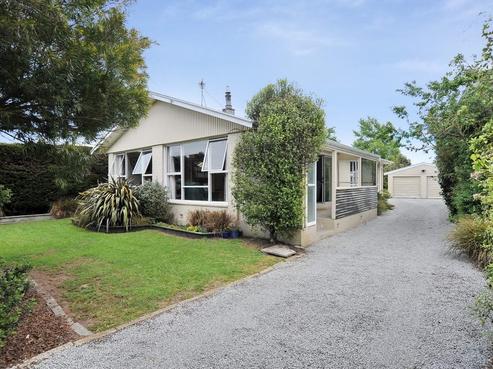 31 Kings Avenue, Waikuku Beach