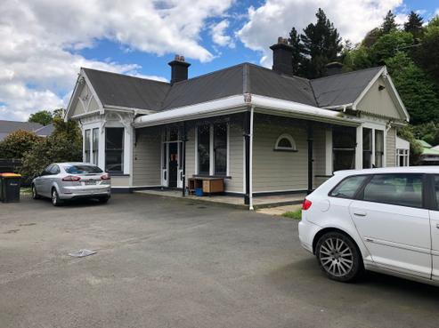 107 North Road, North East Valley