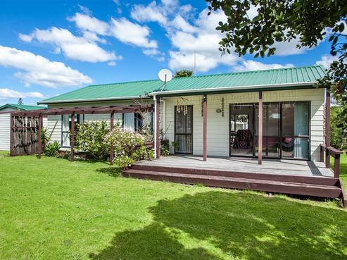 84A Ocean Road, Ohope