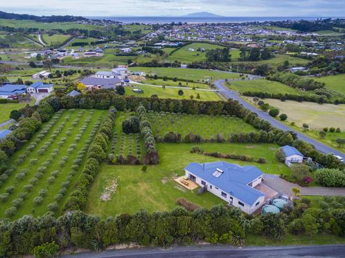306 Barrier View Road, Mangawhai