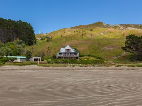 194 Pourerere Beach Road, Central Hawkes Bay Coastal
