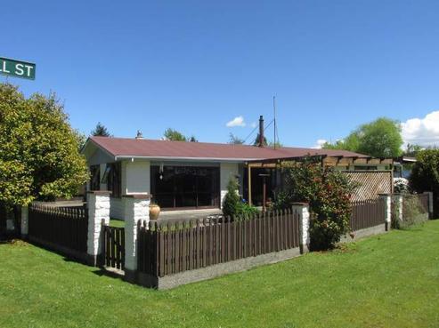 16 Anderson Street, Reefton